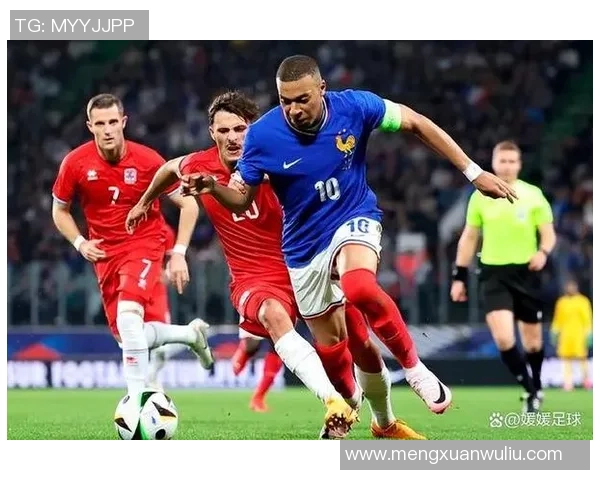 日本与乌克兰足球赛精彩对决结果揭晓引发热议 日本与乌克兰足球赛精彩对决结果揭晓引发热议