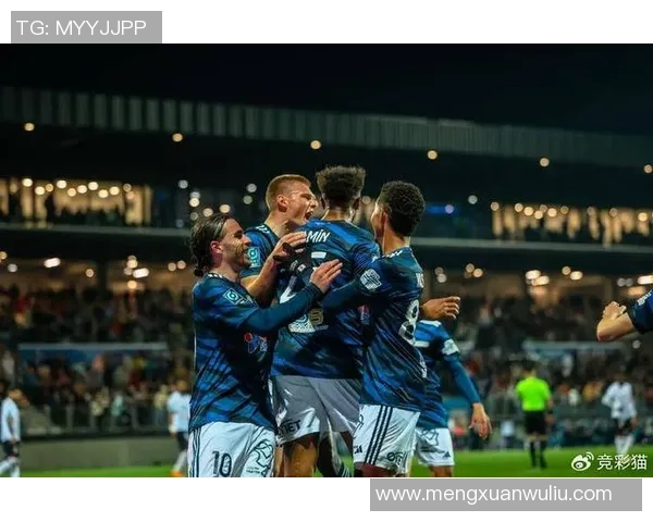 雷恩与亚眠激战法国杯争夺战双方全力以赴力争晋级荣耀之路